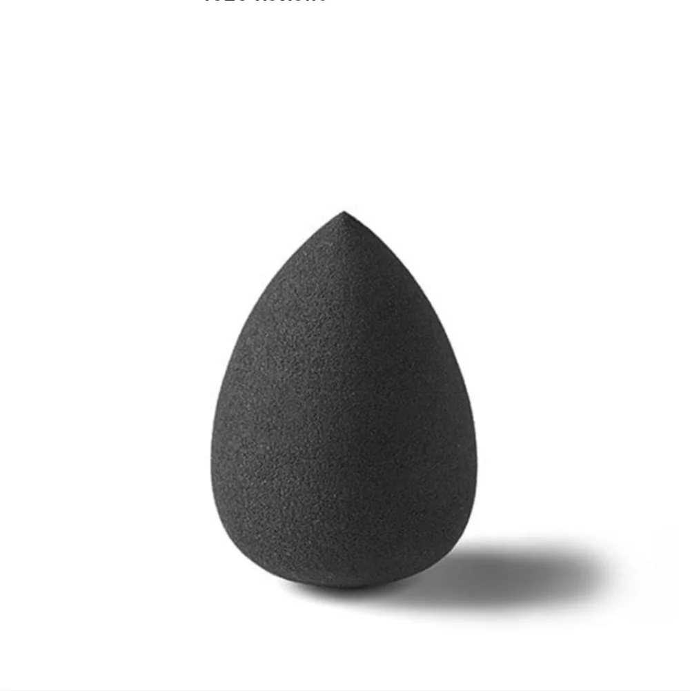 IL Makiage The blender makeup sponge NEW
